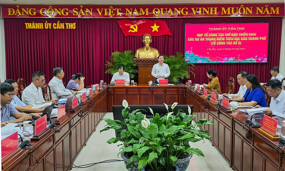 Giải ngân vốn đầu tư công là nhiệm vụ trọng tâm, xuyên suốt và cấp bách