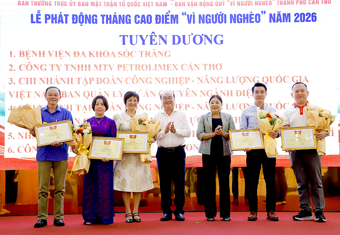 Cần Thơ huy động nguồn lực chăm lo người nghèo