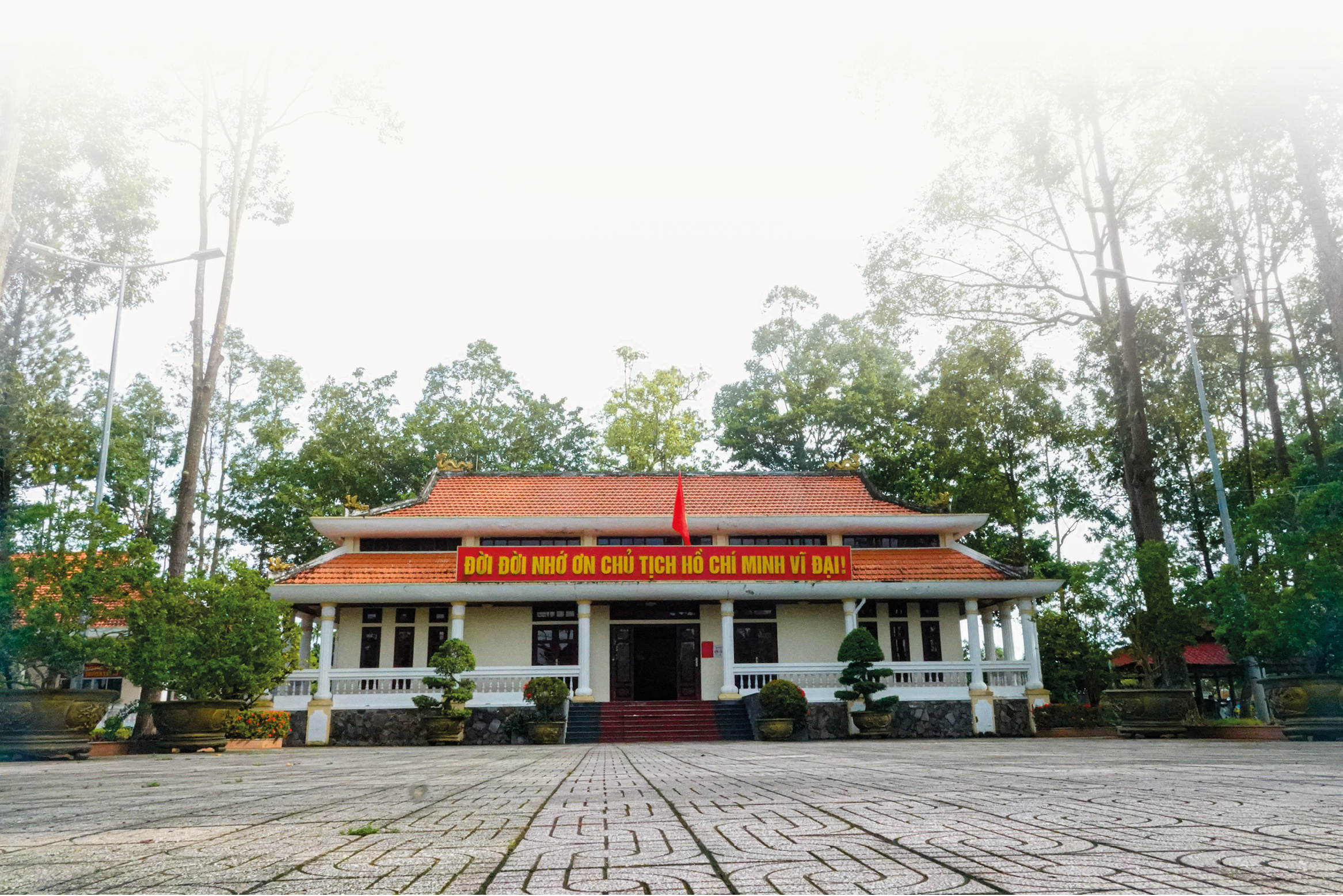 [MEGASTORY] Trọn đời học Bác