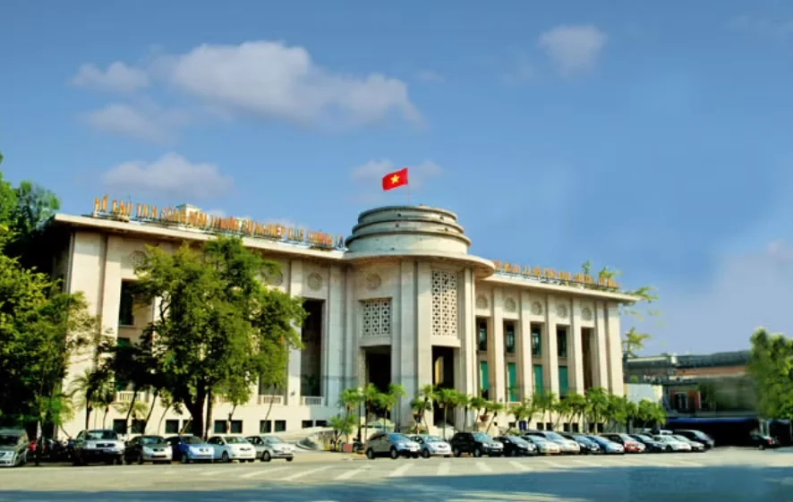 Ngân hàng Nhà nước yêu cầu giảm lãi suất, siết kiểm soát rủi ro tín dụng