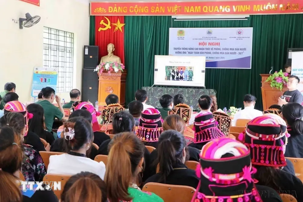 Chiêu bài "việc nhẹ, lương cao" và cạm bẫy xuất cảnh trái phép