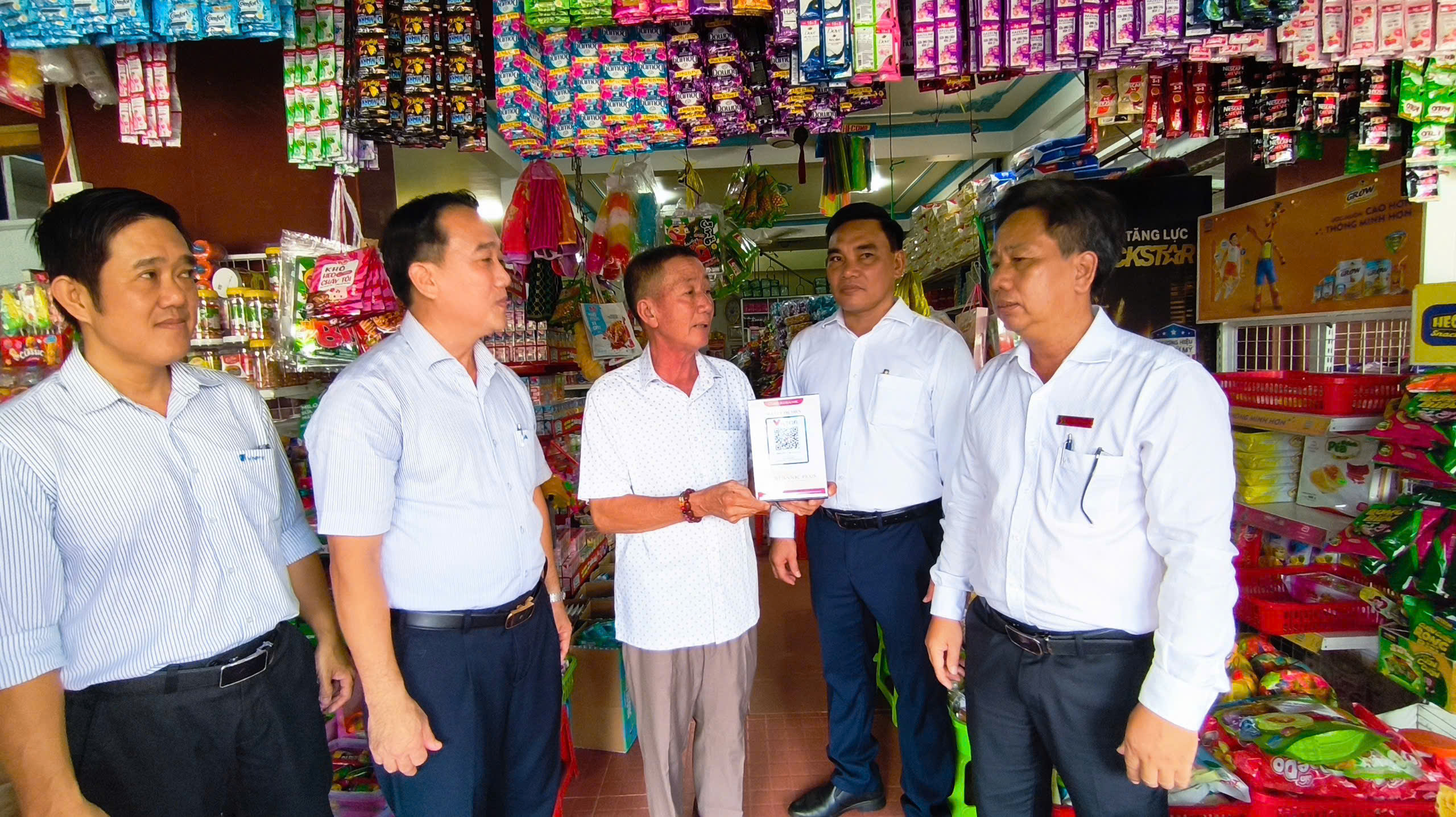 នាំយកប្រយោជន៍ឌីជីថលមកកាន់តំបន់ជនរួមជាតិខ្មែរ