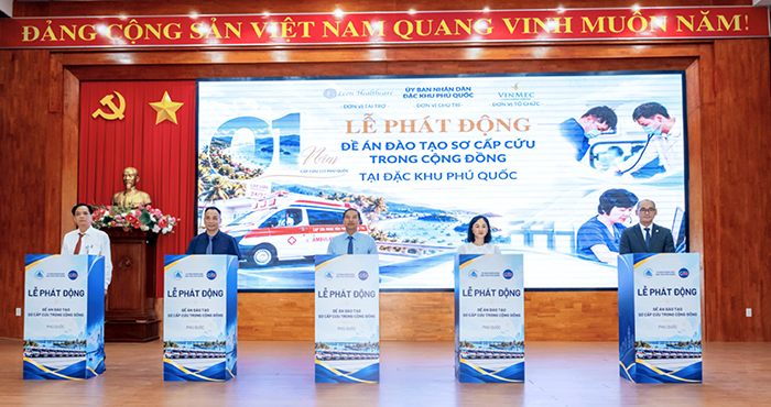Vinmec trao kỹ năng cứu người, vun đắp “lá chắn an toàn” cho Phú Quốc