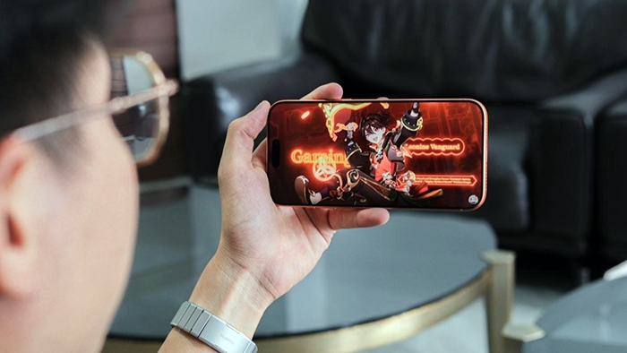 "Đại chiến" iPhone 15 Pro Max cũ và iPhone 17 Pro Max cũ: Chi thêm tiền triệu đổi lấy pin trâu và camera zoom khủng