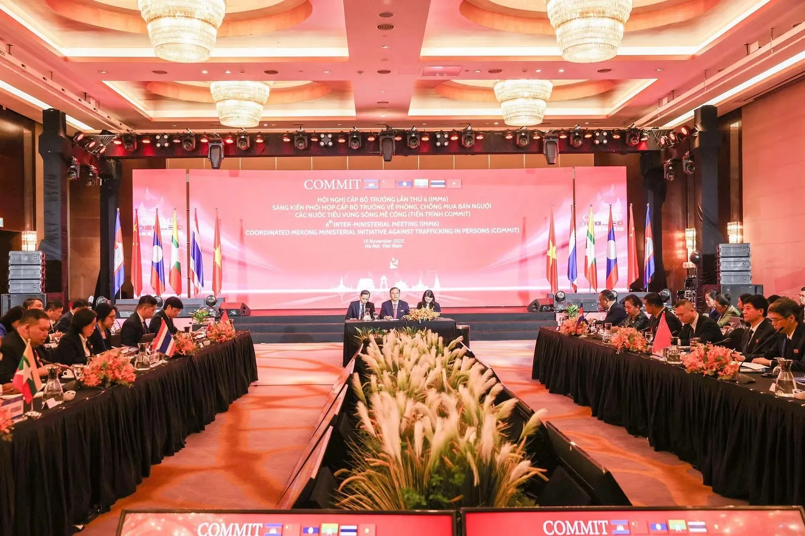 Việt Nam trong cuộc chiến chống mua bán người: Từ hoàn thiện thể chế đến hợp tác quốc tế