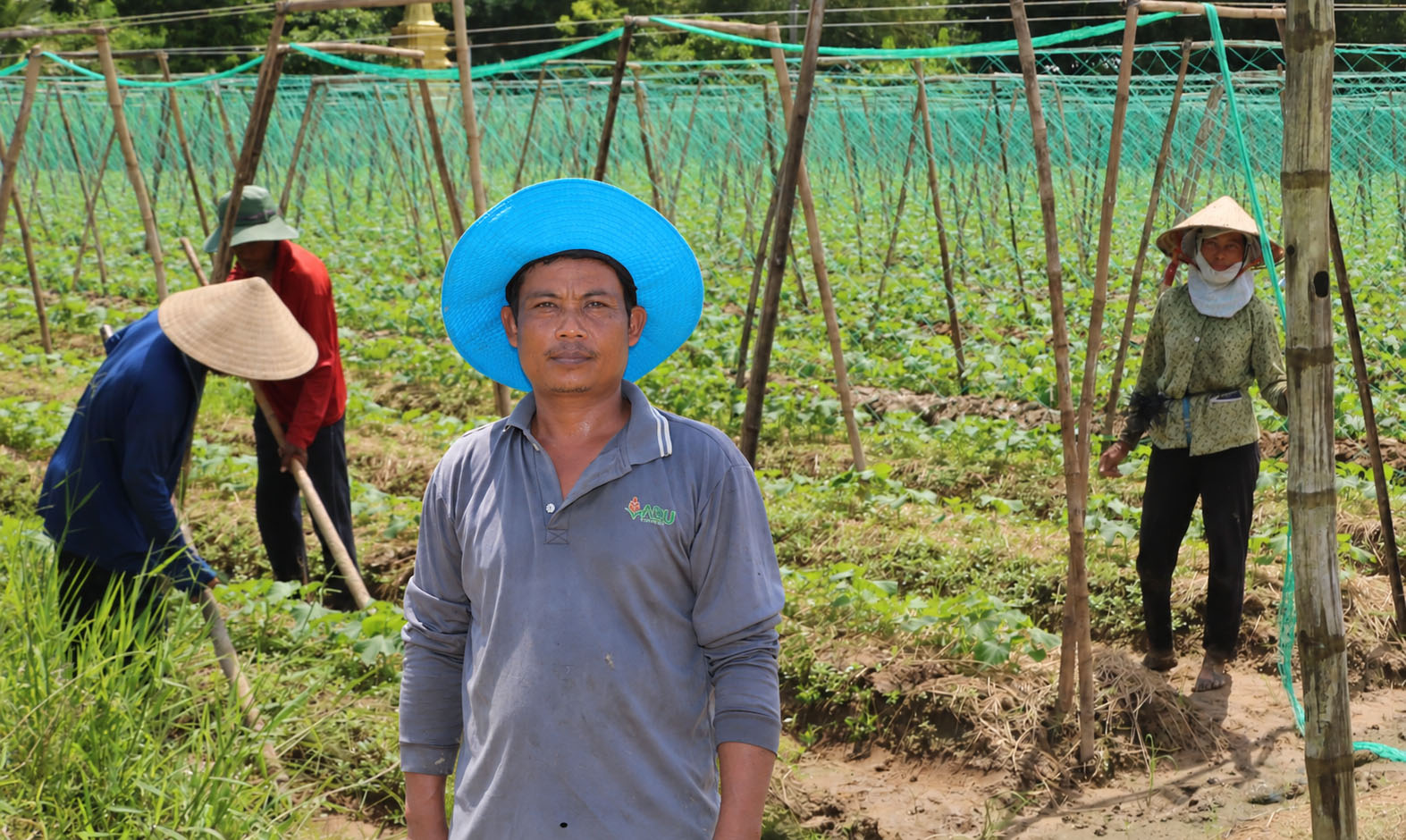 គឹមរតនា – កសិករខ្មែរផលិតពូកែ