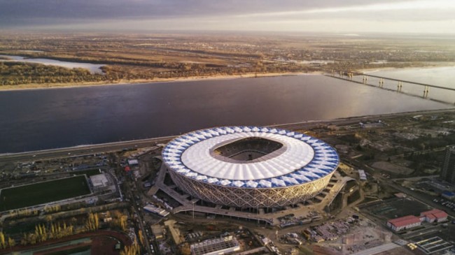 Sân vận động Volgograd Arena tọa lạc ở thành phố Volgograd và có sức chứa 45.000 chỗ ngồi. Nó sẽ là nơi diễn ra trận đấu giữa tuyển Anh và tuyển Tunisia, cùng 3 trận đấu vòng bảng khác.