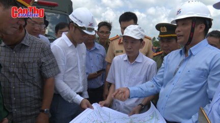 Sẵn sàng cho ngày khánh thành cầu Vàm Cống