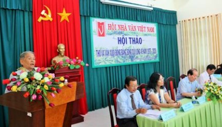 Đánh giá thực trạng văn học ĐBSCL 45 năm