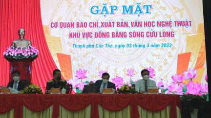 Tạo điều kiện cho cơ quan báo chí, xuất bản văn học nghệ thuật hoạt động, phát triển