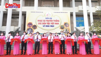 Triển lãm Nhạc cụ truyền thống các dân tộc Việt Nam