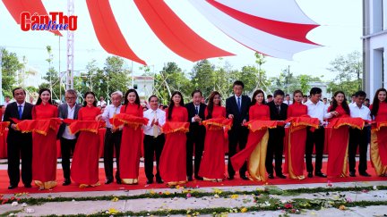 Khánh thành hai công trình thuộc Dự án nâng cấp Trường Đại học Cần Thơ