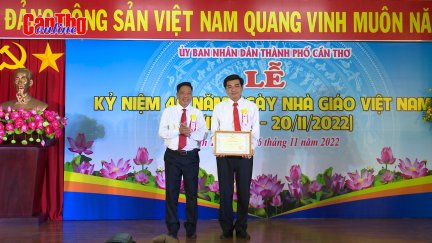 Họp mặt kỷ niệm 40 năm Ngày Nhà giáo Việt Nam