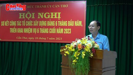 Tập trung xây dựng đội ngũ cán bộ ngang tầm nhiệm vụ