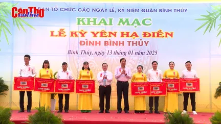 Khai mạc Lễ hội Kỳ yên Hạ điền Ðình Bình Thủy