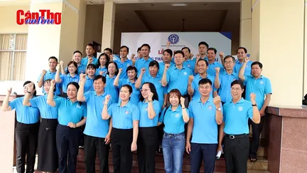 Lễ ra quân vận động nhân dân tham gia BHXH tự nguyện, BHYT hộ gia đình