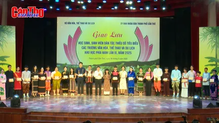 Giao lưu học sinh, sinh viên dân tộc thiểu số tiêu biểu các trường văn hóa, thể thao và du lịch phía Nam