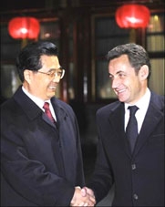 Xung quanh chuyến thăm Trung Quốc của ông Sarkozy