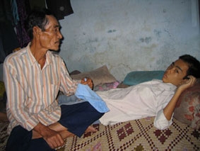 Hãy giúp Đặng Hồng Vũ kéo dài sự sống!