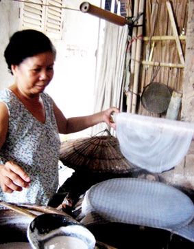 Làng bánh tráng Tân Thạnh