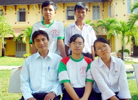 Những suất học bổng nghĩa tình