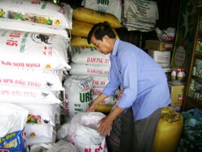 Bất ngờ giá phân bón