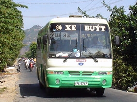 Xe buýt vùng biên giới!