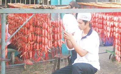 Giữ chất lượng cho lạp xưởng Sóc Trăng