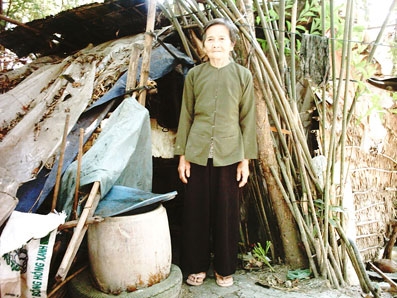 Hãy giúp bà Tư Sạch bình yên tuổi già!