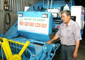 "Kỹ sư chân đất" Tư Sang