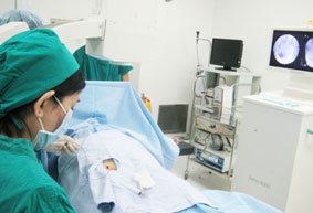 Có thể tầm soát để loại bỏ u xơ tử cung bằng kỹ thuật làm tắc mạch máu nuôi khối u
