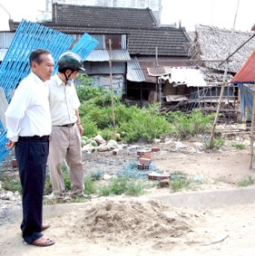 Khuất tất trong việc bán đấu giá 2 lô đất