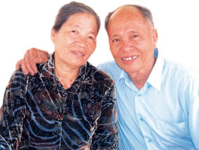 Mối tình vượt biển Đông