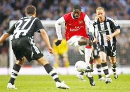 "Cỗ đại pháo" mới của Arsenal