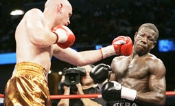 Kelly Pavlik - Jermain Taylor: "Kịch chiến phần II"