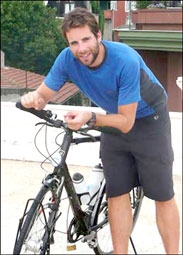 195 ngày vòng quanh thế giới bằng xe đạp