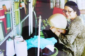 Làng nghề thêu rua Phú Hiệp khởi sắc