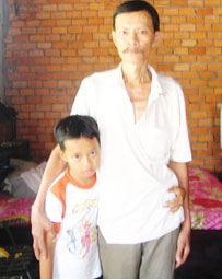 Gia đình ông Lê Văn Tánh cần giúp đỡ