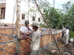 Nhiều người gặp khó khi xây nhà
