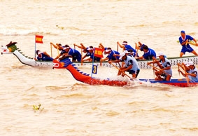 Đội An Giang đoạt giải nhất nội dung 500m và 1.000m nam hạng chuyên nghiệp