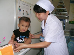 "Hoa trắng" giữa đời