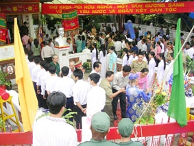 Tổ chức lễ giỗ lần thứ 136 cụ Thủ khoa Bùi Hữu Nghĩa