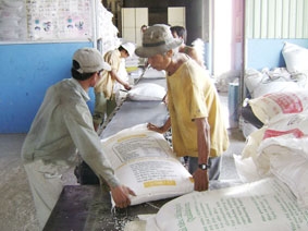 Nông dân lo, doanh nghiệp thận trọng