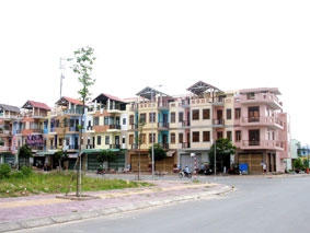 Giảm khách, giá có sụt?