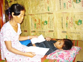 Hãy giúp đỡ một gia đình khốn khó