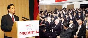 Thủ tướng Nguyễn Tấn Dũng tiếp, tọa đàm với các doanh nghiệp, chuyên gia tư vấn tài chính hàng đầu của Anh