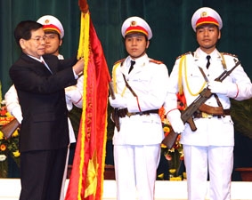 Cán bộ, chiến sĩ cảnh vệ phải thực hiện tốt cuộc vận động học tập và làm theo tấm gương đạo đức Hồ Chí Minh - CAND vì nước quên thân, vì dân phục vụ