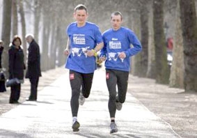 Người khiếm thị chạy marathon