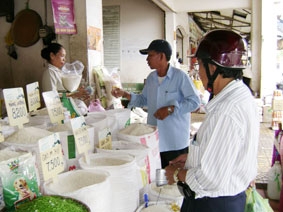 Canh cánh nỗi lo "ăn gạo đong"