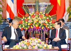 Chủ tịch nước Nguyễn Minh Triết tiếp Thủ tướng Thái Lan